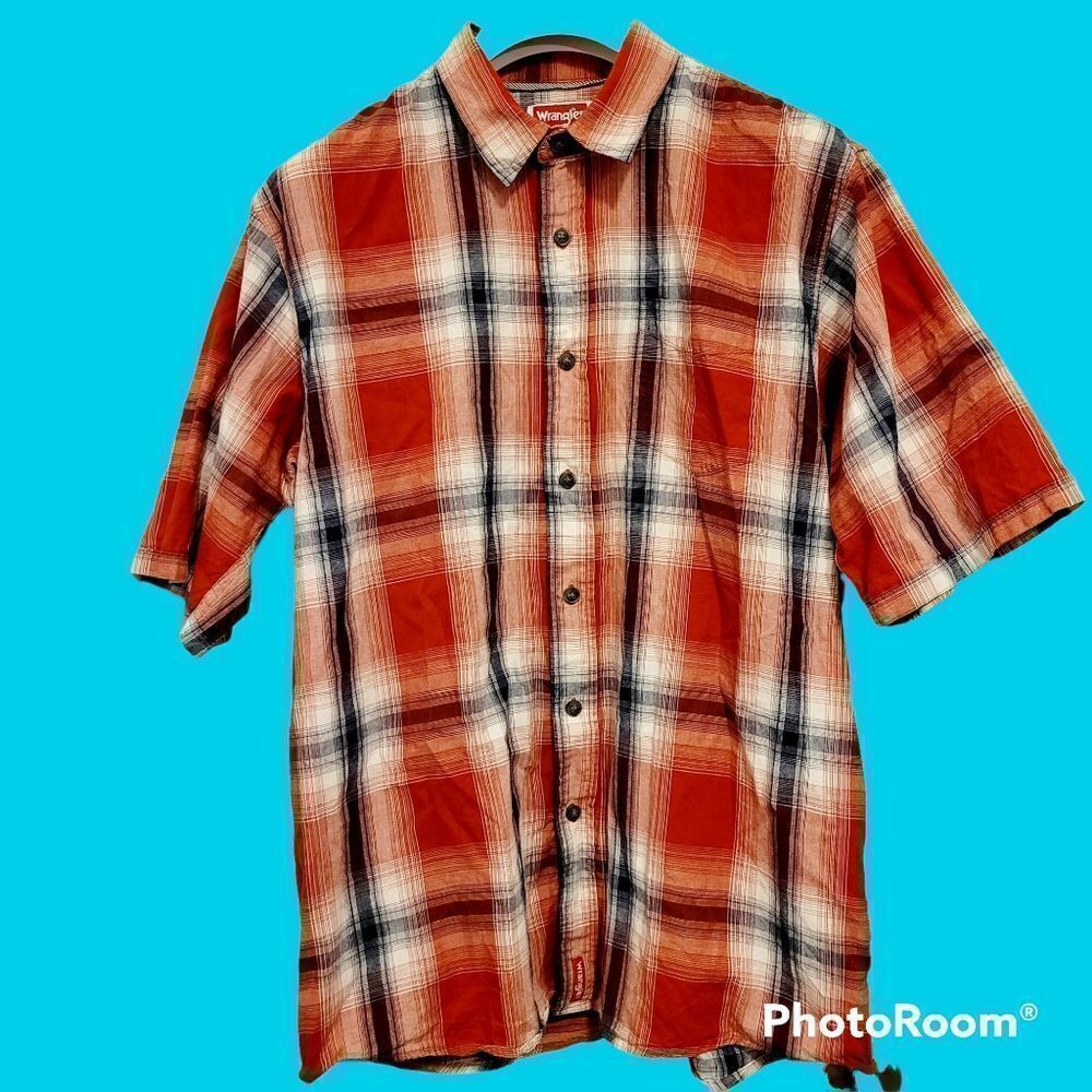 2/$20 Wrangler red plaid button down shirt top short sleeve